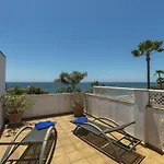 Casa Del Mar